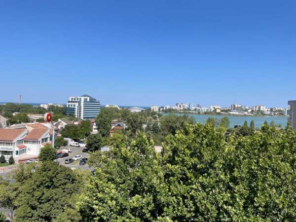 Inchiriez apartament 2 camere vedere deosebita,tomis nord, dobrogea