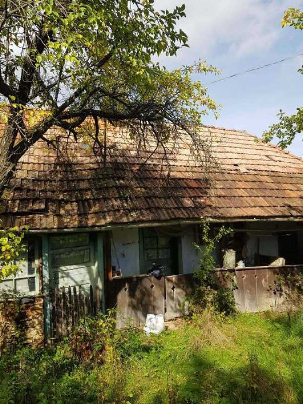 vand casa cu teren in negreni jud.cluj Osoi