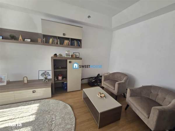 Apartament Confortabil cu Vedere spre Piatra Craiului – Zărne