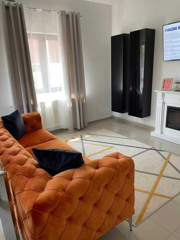 Proprietar: casa de inchiriat 3 cam Bragadiru Mc Donald's