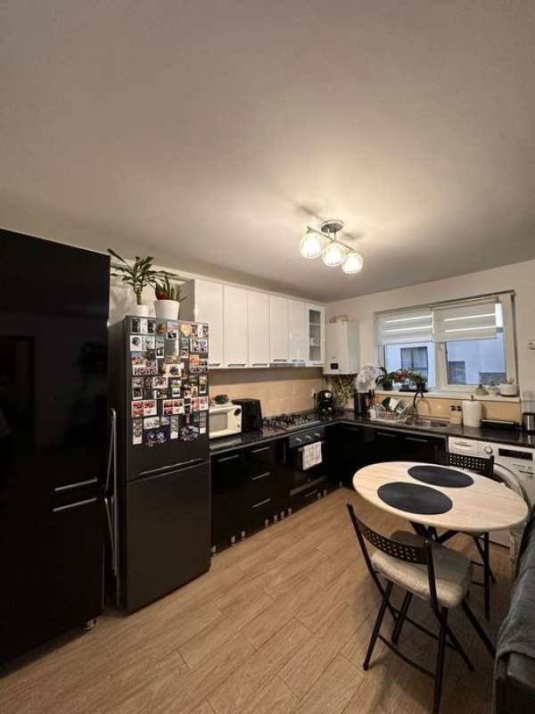 Închiriez apartament 1 cameră Florești