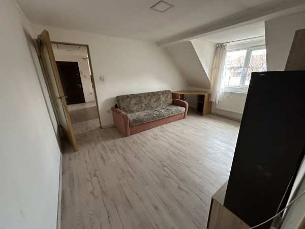 Proprietar inchiriez apartament 2 camere