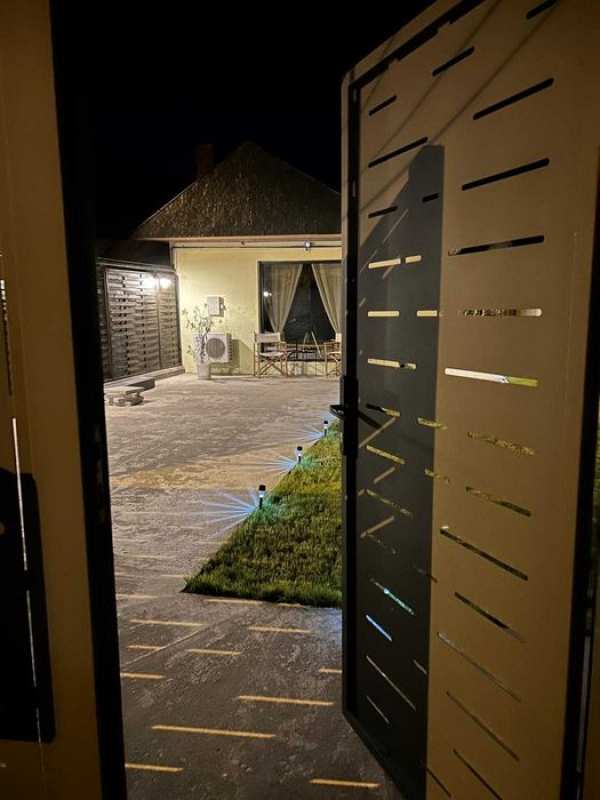 Casă luminoasă, gata de mutat – zonă liniștită, ideală pentru familie