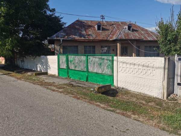 Se vinde casa in  Drăgășani , Jud Vâlcea