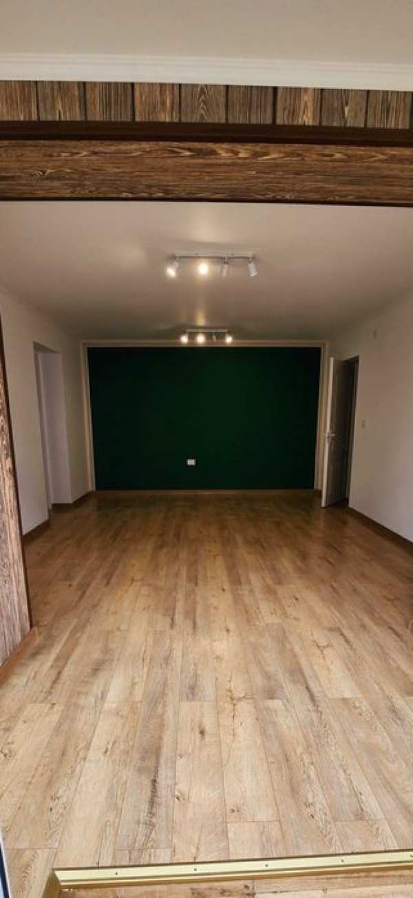 Ofer spre inchiriere apartament spatiu comercial,birou,cabinet