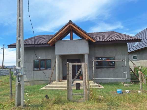 Casa 3 camere (Șimian)