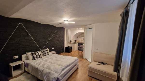 Apartament/garsoniera centru vechi Sibiu