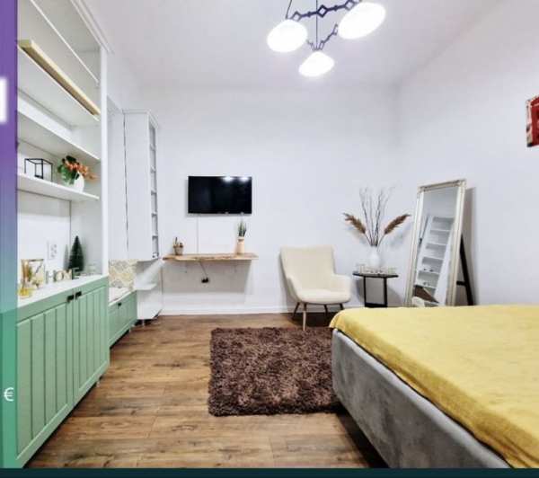 Inchiriez apartament central