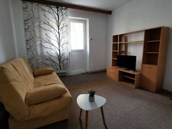 Inchiriez apt. 2 cam+balcon, mobilat utilat, Vlahuta, exclus agentii