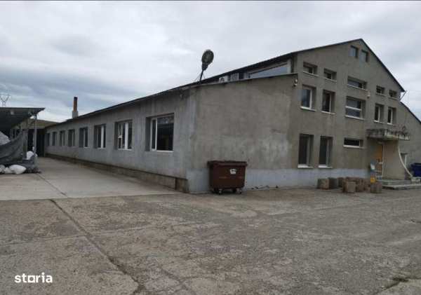 PIATRA-NEAMT, Hala 1.000 mp - teren 3.000 mp