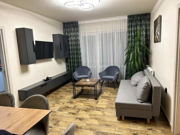 Apartament cu 2 camere, prima inchiriere!Strada Urusagului!
