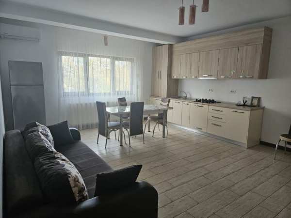 Inchiriez apartament 2 camere