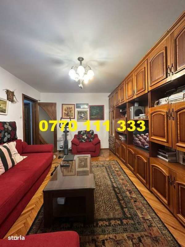 Apartament  4 camere, zona Plantelor, etaj 1.