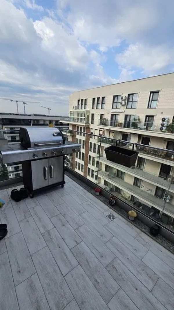 Pethouse pe 2 nivele /4 camere+parcare