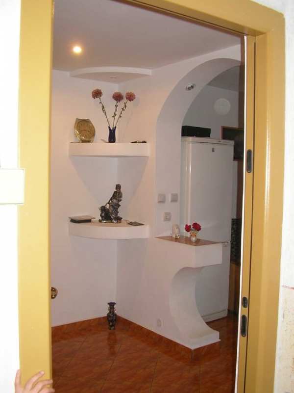 Vand apartament doua camere