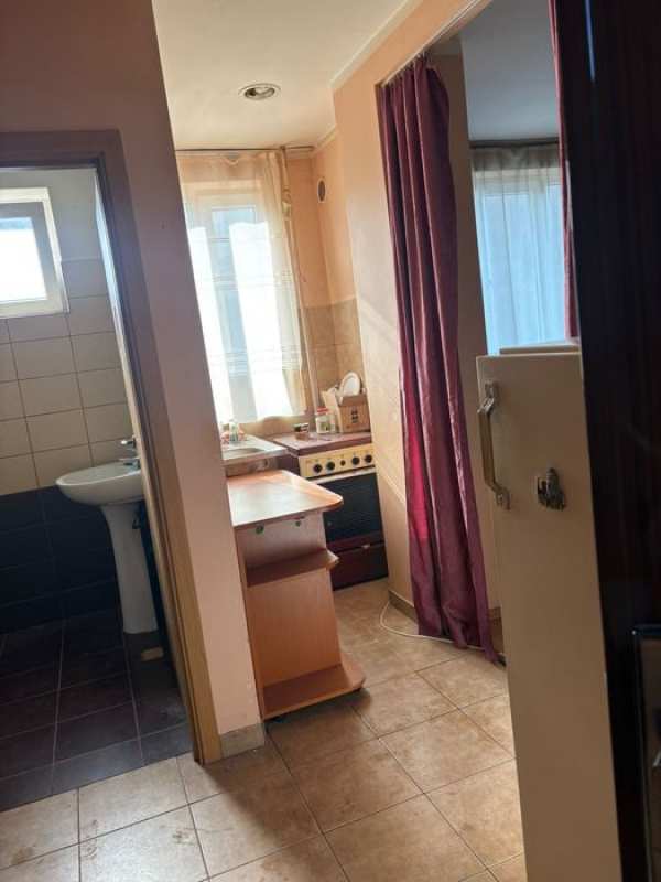 Garsoniera de inchiriat Gavana2