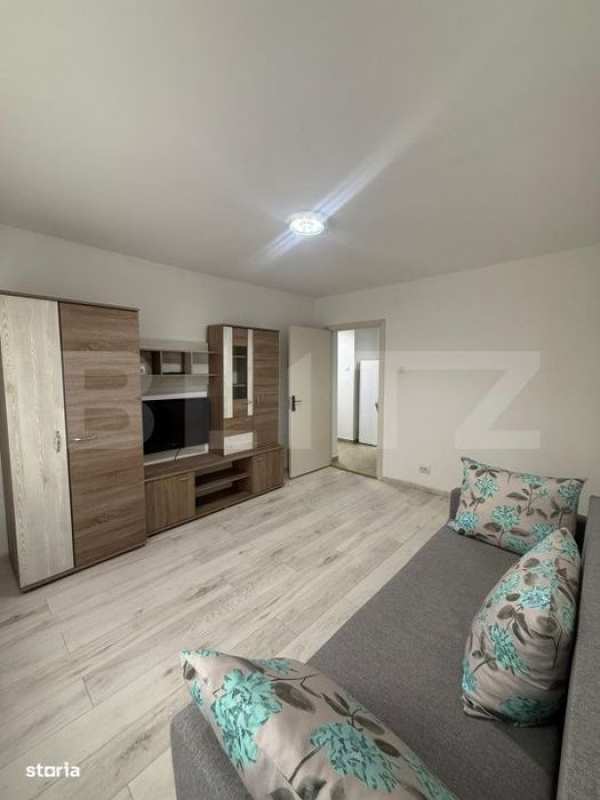 Apartament 2 camere, decomandat, Zona 9 Mai