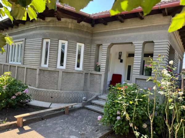 Casa de vanzare in Plopu Darmanesti
