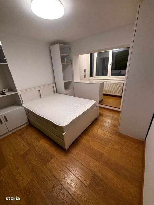 Apartament 2 camere renovat complet  la metrou Apărătorii Patriei.