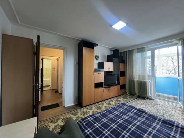 Inchiriez 1 camera in ap 2 camere