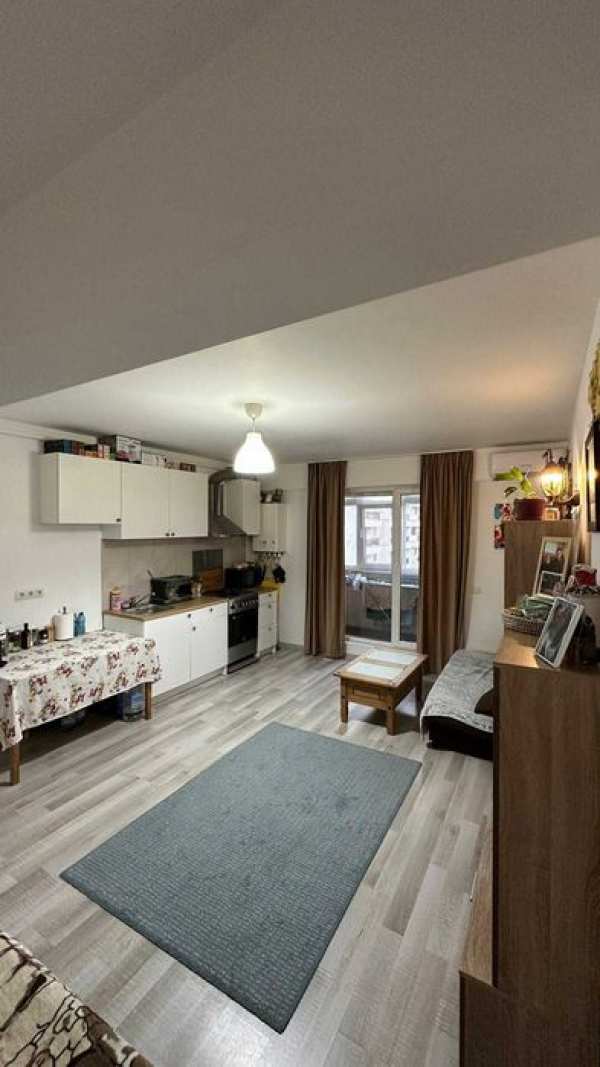 De inchiriat Apartament 2 cam tip studio,   metrou Berceni
