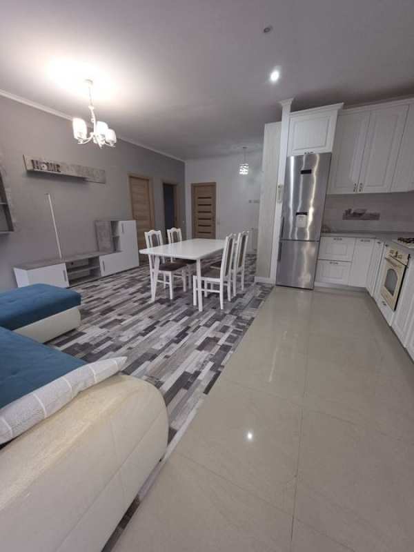 Vand Apartament 3 camere,74mp,str.Sub Cetate(zona Parcul Poligon)
