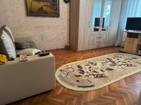 Inchiriez apartament 1 cameră / Regim hotelier