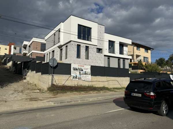 Duplex de vanzare in complex rezidential Borhanci