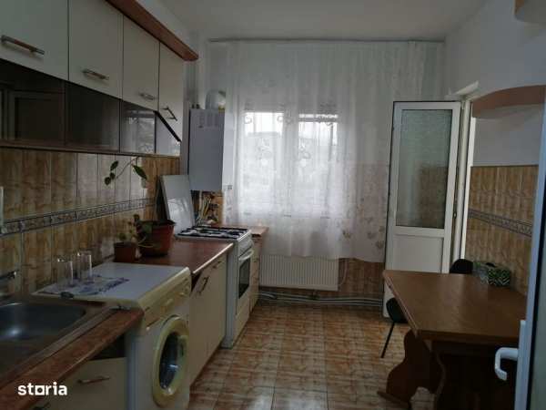 apartament 2 camere decomandate