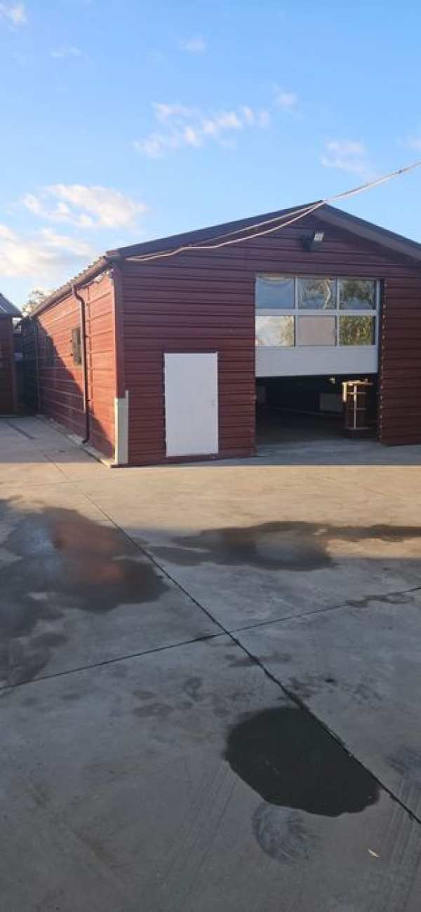 2 hale / hală pentru Închiriere a câte 180 M2 + teren 1300 m2