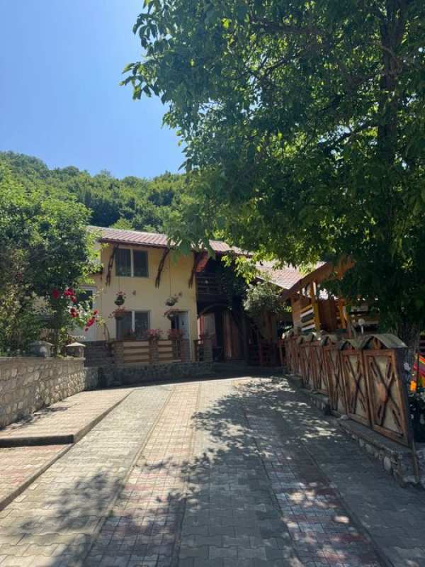 Cazare Ocnele Mari “ Casa la Padure “