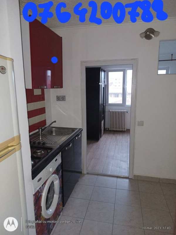 Vând garsonieră Broșteni