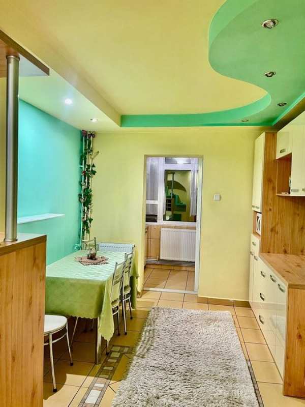 Apartament de închiriat