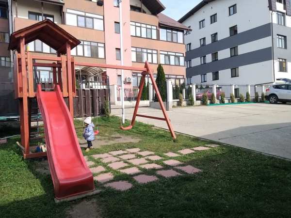 Pers Fizica:Inchiriez apartament cu 2 camere.Bloc nou Popas Pacurari
