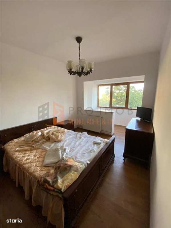 Apartament 3 camere cf 1 decomandat zona 1 Decembrie 1918