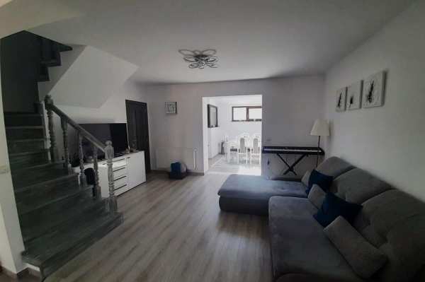 Vand duplex  zona ipotesti