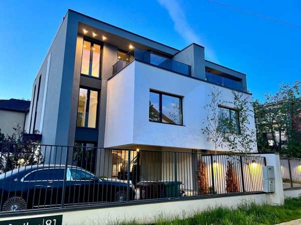 PROPIETAR - Casa Duplex 4 camere Baneasa-Casa Presei Libere-100 m lac