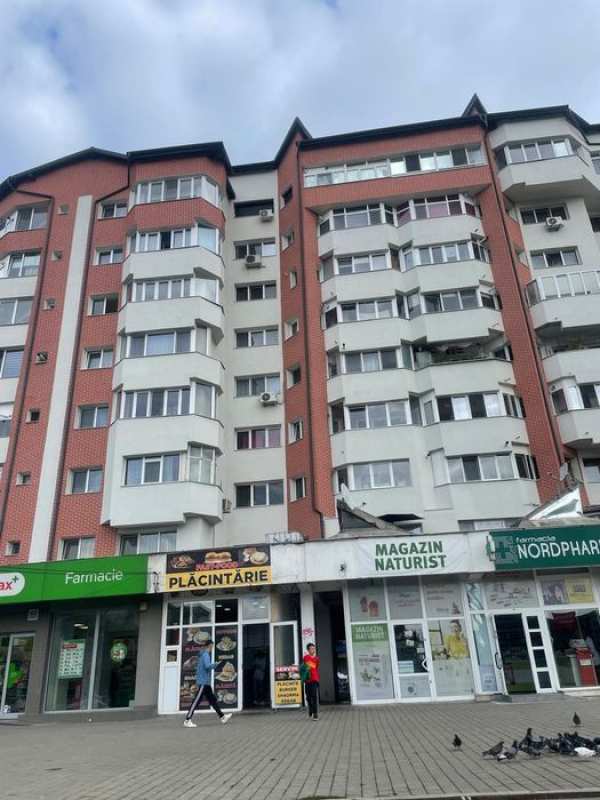 Dau în chirie apartament cu o camera situat pe b.dul Traian