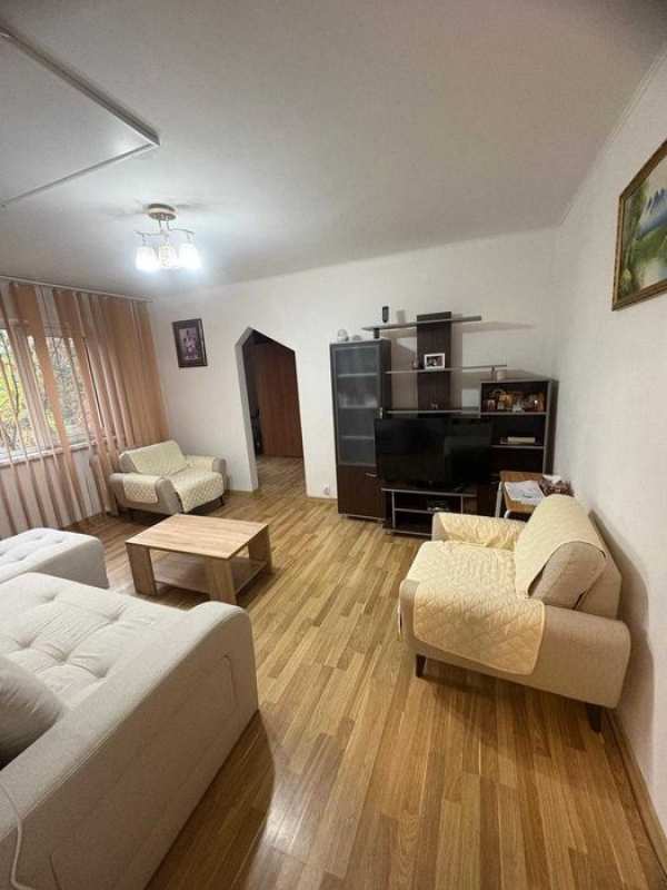 Proprietar, inchiriez apartament 2 camere Malu Rosu