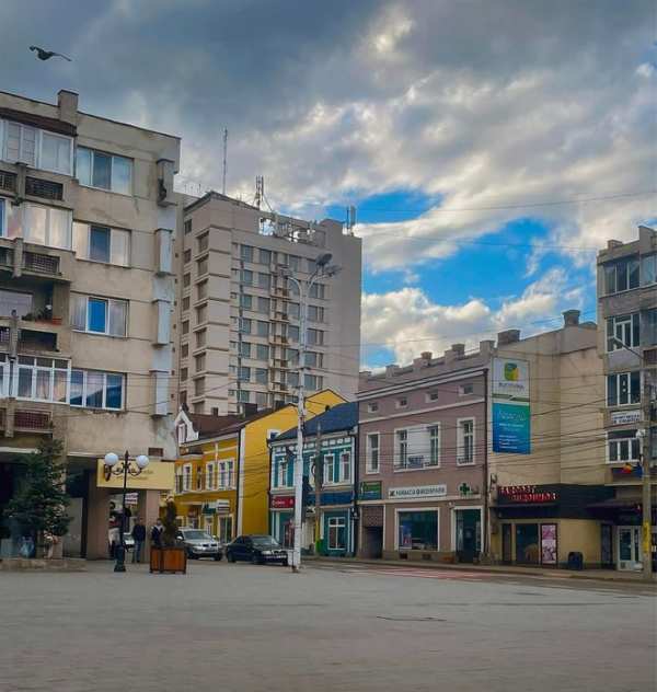 Inchiriez garsoniera in centrul orasului