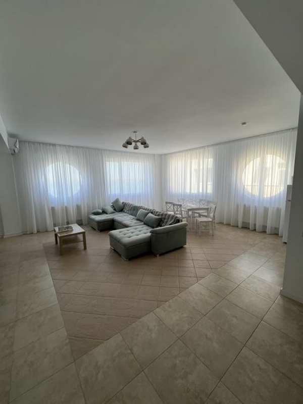 Inchiriez apartament 3 camere Mamaia Nord - Summerland