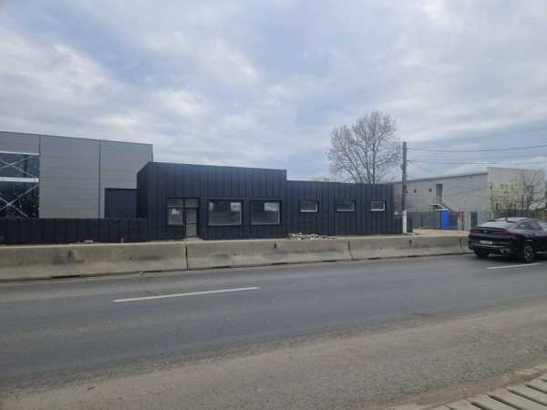 INCHIRIEZ spatiu de 130 mp langa A0