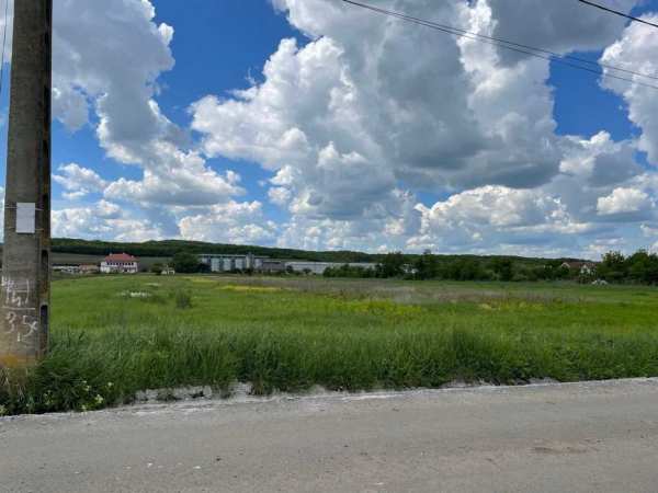 PF vand teren pentru casa în Bonțida, str. Traian, 1650 mp, intravilan