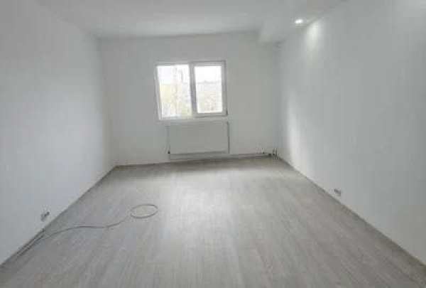 Garsonieră renovată | 32 m² | Centrală nouă | Str. 2 Grăni