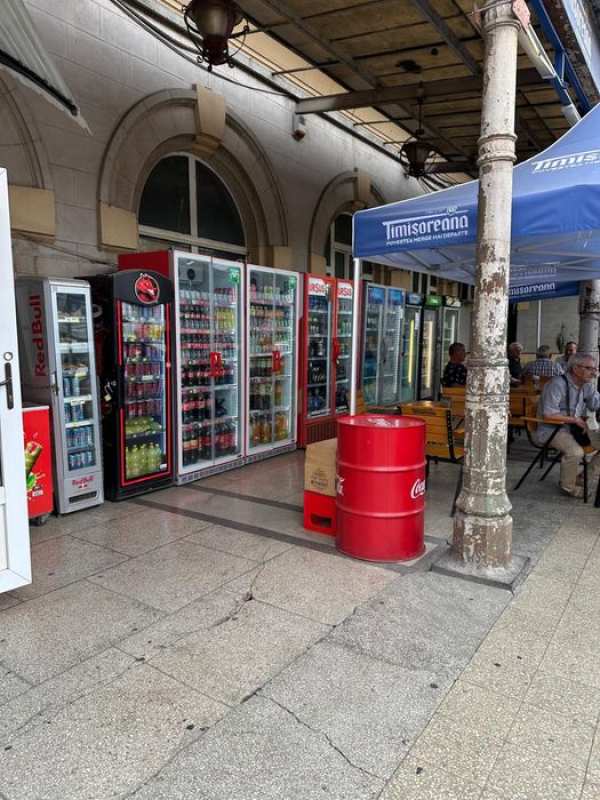 Spațiu comercial 10-15 mp + terasă 70 mp – Gara/Autogara Obor