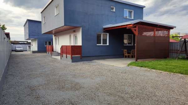 Casa tip duplex  de inchiriat