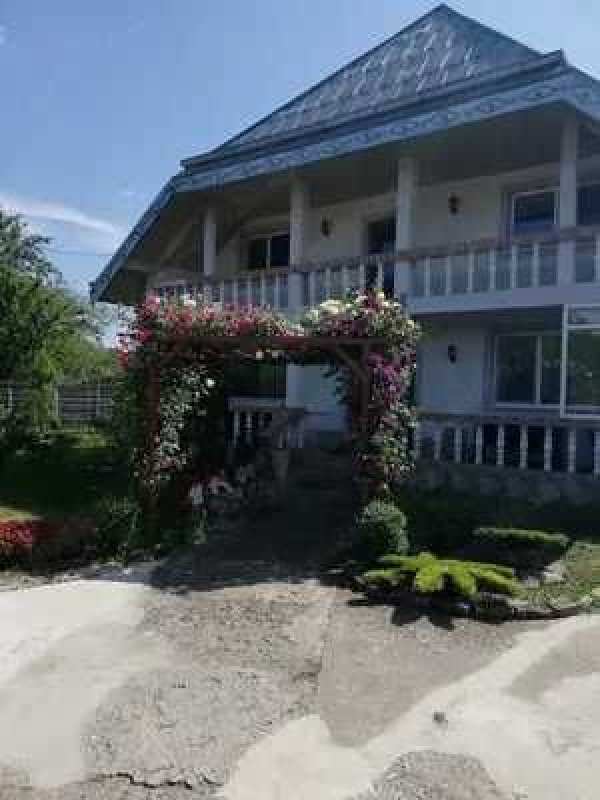 Urgent .Proprietar, parter la casa cu etaj, Mogosesti - Iasi, 10 km