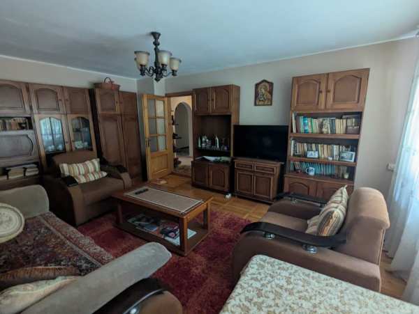 Apartament 4 camere de vanzare in Alexandria