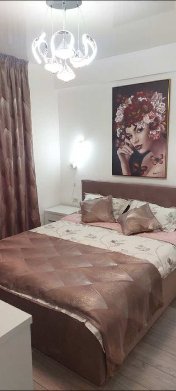 Proprietar închiriez apartament 2 camere.