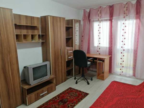Dau in chirie garsoniera ARAD,  UTA , conf.1, etaj intermediar